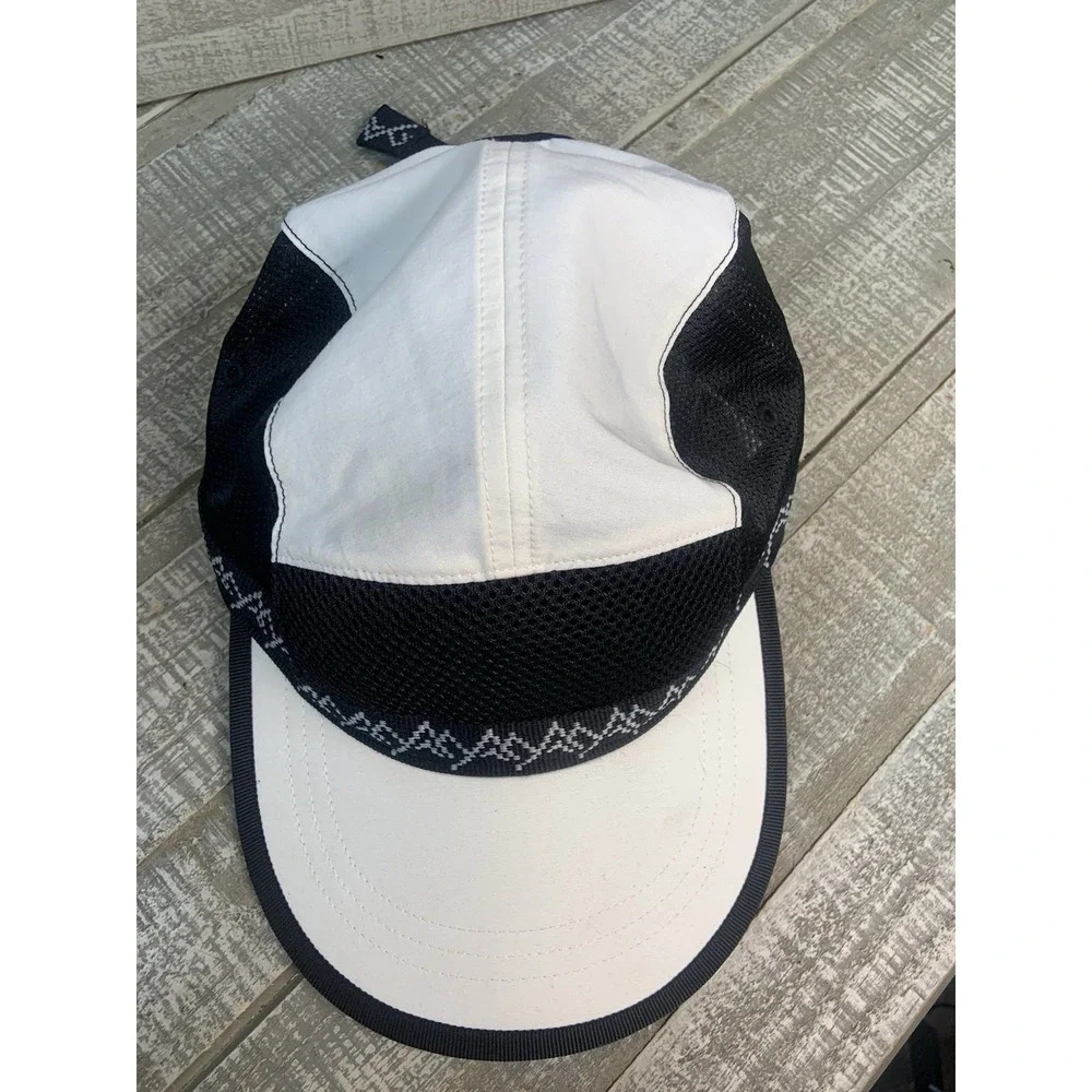The North Face Class V Webbing White Black Cap Hat Unisex One Size Adjustable